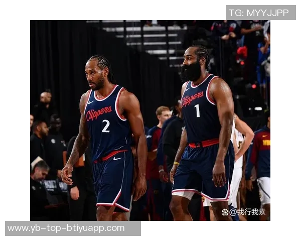 快船训练营第二天精彩瞬间哈登博格丹欢笑小卡保罗同框引关注