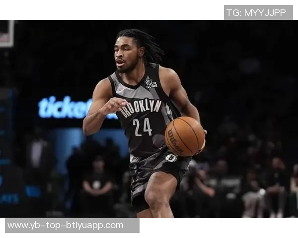 马克西称赞乌布雷在场上积极发声带动队友攻防两端表现出色 马克西称赞乌布雷在场上积极发声带动队友攻防两端表现出色